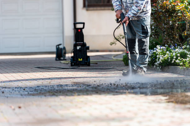 Best Commercial Building Pressure Washing  in Acushnet Center, MA