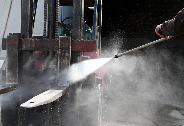 Best Deck Cleaning Services  in Acushnet Center, MA
