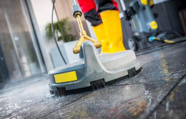 Why Choose Our Certified Pressure Washing Experts for Your Project Needs in Acushnet Center, MA?