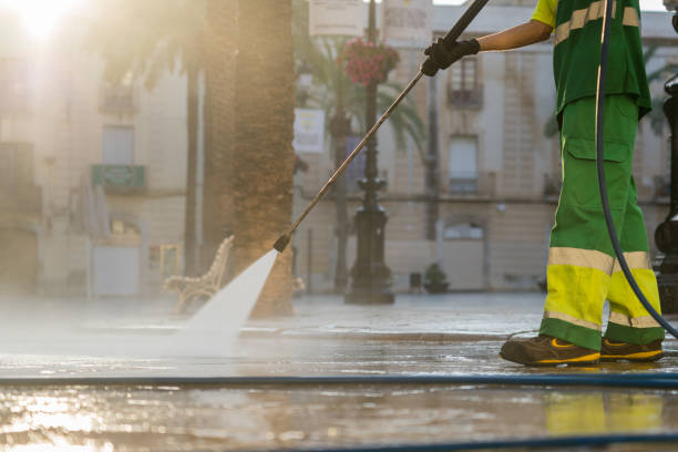 Best Residential Pressure Washing Services  in Acushnet Center, MA